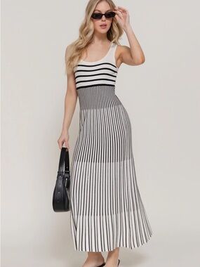 NWT Active Basic Black & White Sleeveless Striped Maxi Dress